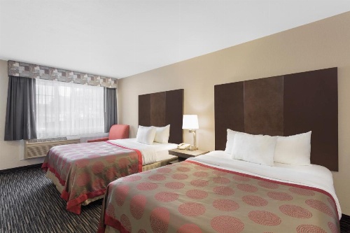 Ramada by Wyndham Monterey image 20