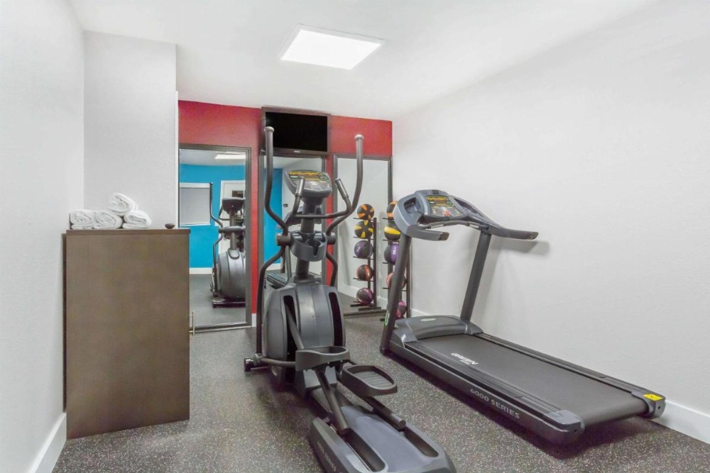 Ramada by Wyndham Monterey Image 33