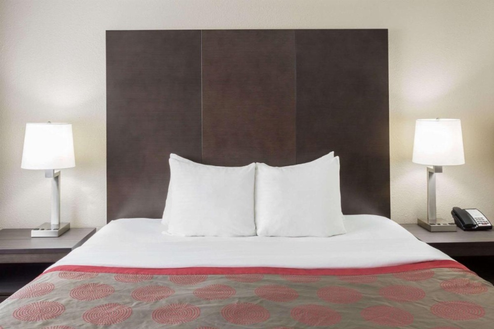 Ramada by Wyndham Monterey Image 34